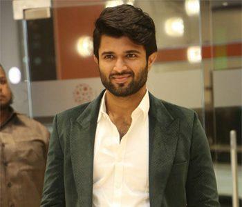 Vijay Deverakonda AMB Cinemas Mehboobnagar