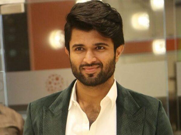 Vijay Deverakonda AMB Cinemas Mehboobnagar