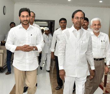 YS Jagan - KCR Closed door meeting-