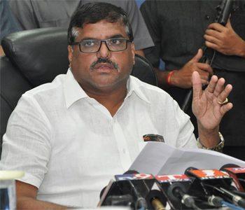 botsa-satyanarayana-comments-on-nara-bhuvaneswari-bangle-donation