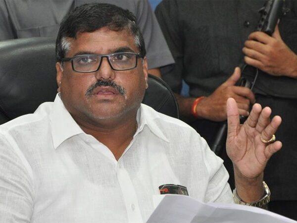botsa-satyanarayana-comments-on-nara-bhuvaneswari-bangle-donation