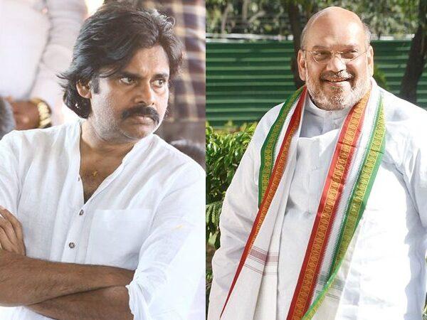 Pawan Kalyan to share the- Dais with Amit Shah