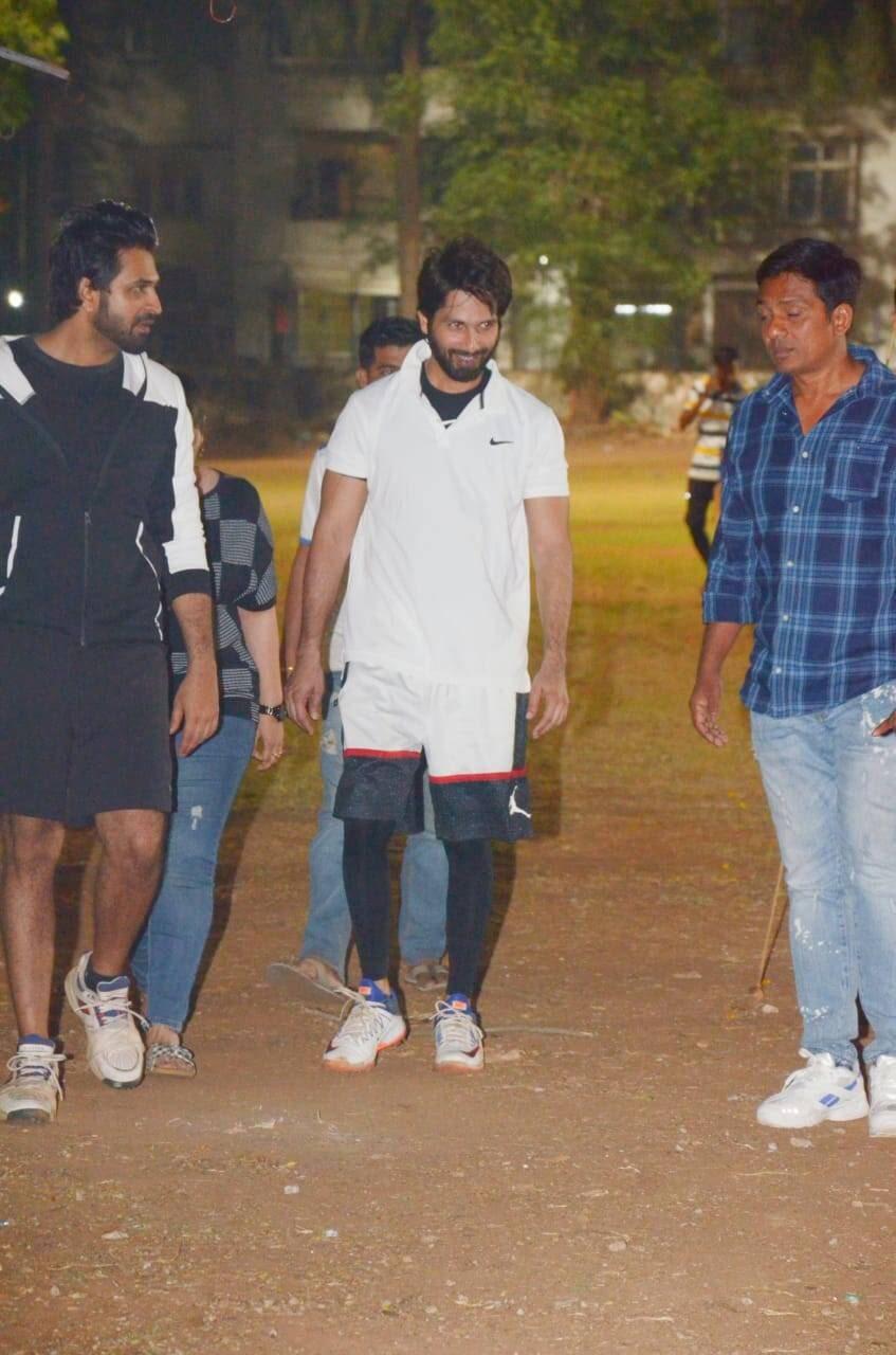 Bollywood Hero Shahid Kapoor Back in Game, After Broken Nose