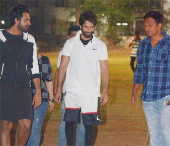 Bollywood Hero Back in Game, After Broken Nose