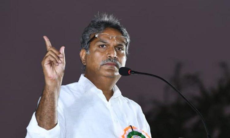 YSRCP MLA Vasantha Krishna Prasad praises -MP Kesineni nani