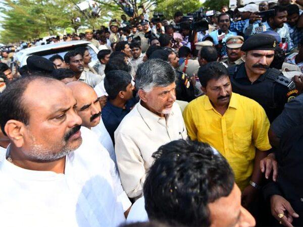 high court serious on Chandrababu naidu Visakhapatnam incident