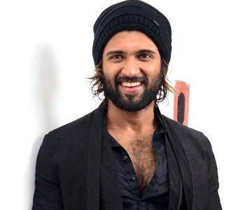 Gossip: Vijay Deverakonda 100 Cr Signed for Whatever He Decides?
