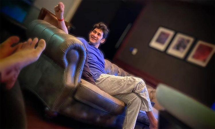 Mahesh Babu Entertaining Namrata Shirodkar with Rock Solid Humour