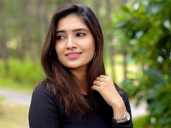 Producers-Asked-Her-to-Bed-for-Opportunities