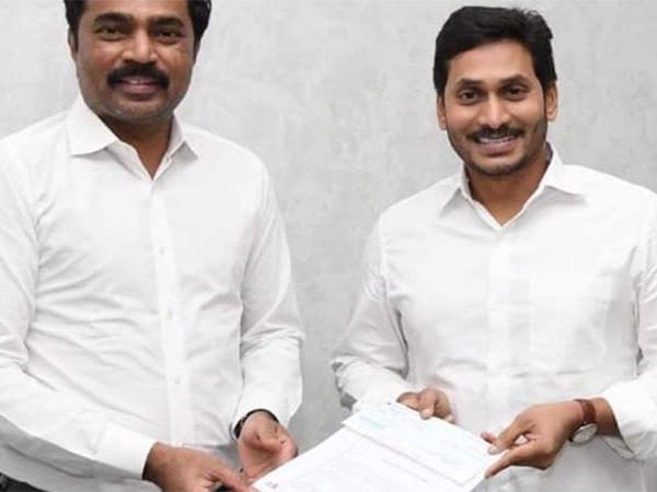 Social-Media-Questions-Jagan's-Double-Standards