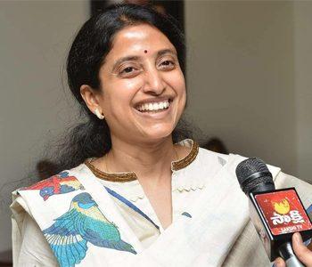 YS Bharathi in Vizag to Finalize CM YS Jagan's Residence?