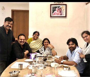 Chiranjeevi, Nagababu & Pawan Kalyan Get-together Before The Lockdown
