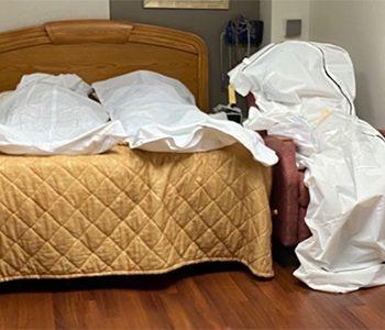 Corpses-Propped-Up-on-Chairs-in-Motor-City,--US