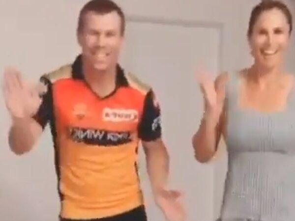 David Warner dances for buttabomma song