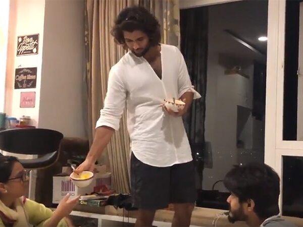 Deverakonda's-Home-Catches-Social-Media-Attention