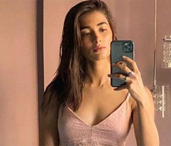 Pic Talk: Hot Pooja Hegde Right Out of Bed