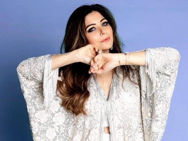 Controversial Singer Kanika Kapoor, Discharged After Six Tests, Post Double Negative Results