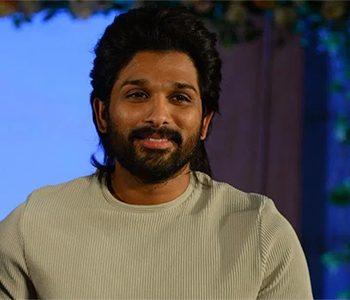 Sudden-Brake-To-Allu-Arjun-Fans--Happiness