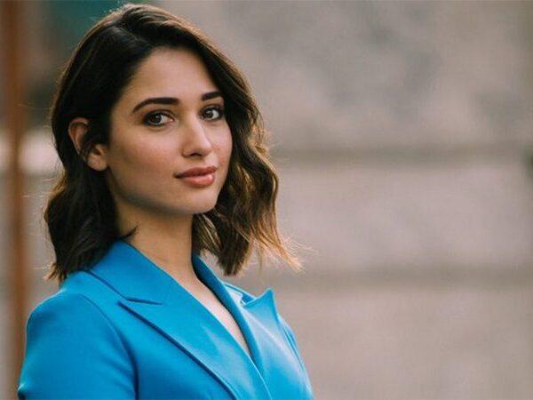 Tamannaah-Showing-up-At-Right-Time