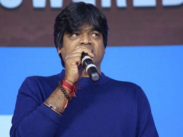 Fan-Increasing-Pressure-On-Harish-Shankar-To-Repeat--Magic,-Can-He-Balance