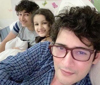 Mahesh Babu Sporting New Hair & Pyjamas