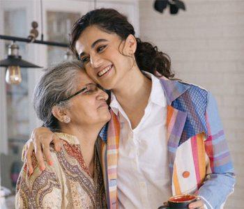 Taapsee Pannu's Mother Quite the Contrast of Rakul Preet Singh's Mother