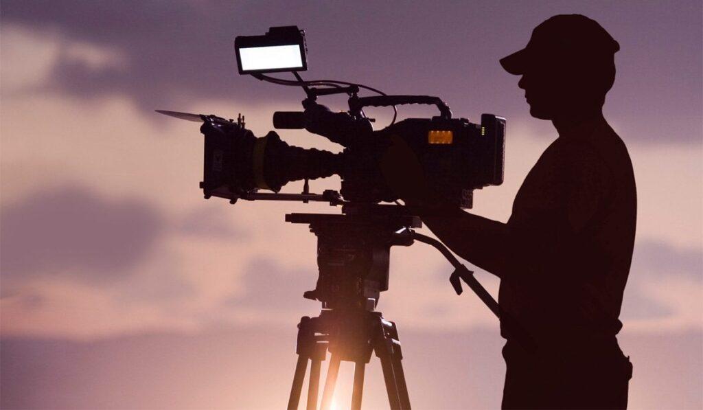 actress-files-case-on-noted-cinematographer