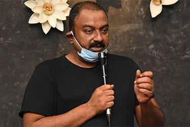 Director-Ditches-New-Hair,--Goes-for-Clean-Shave