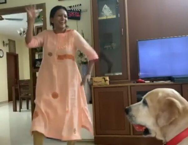 What Weird Dance, Suma Kanakala Scaring Her Dog!