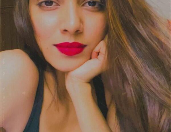 Why-Is-This-Malavika-Mohanan-Not-Leaving-Us-Telugus