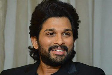 Will Allu Arjun Take Risk with Political Director?