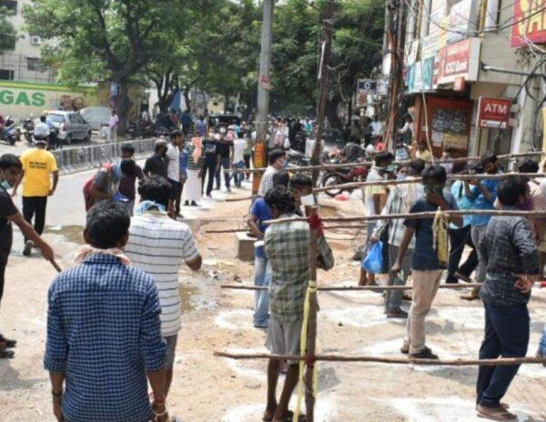 'Mandhu-Babulu'-Alert-on-Rumors-of--Hyderabad-Lockdown