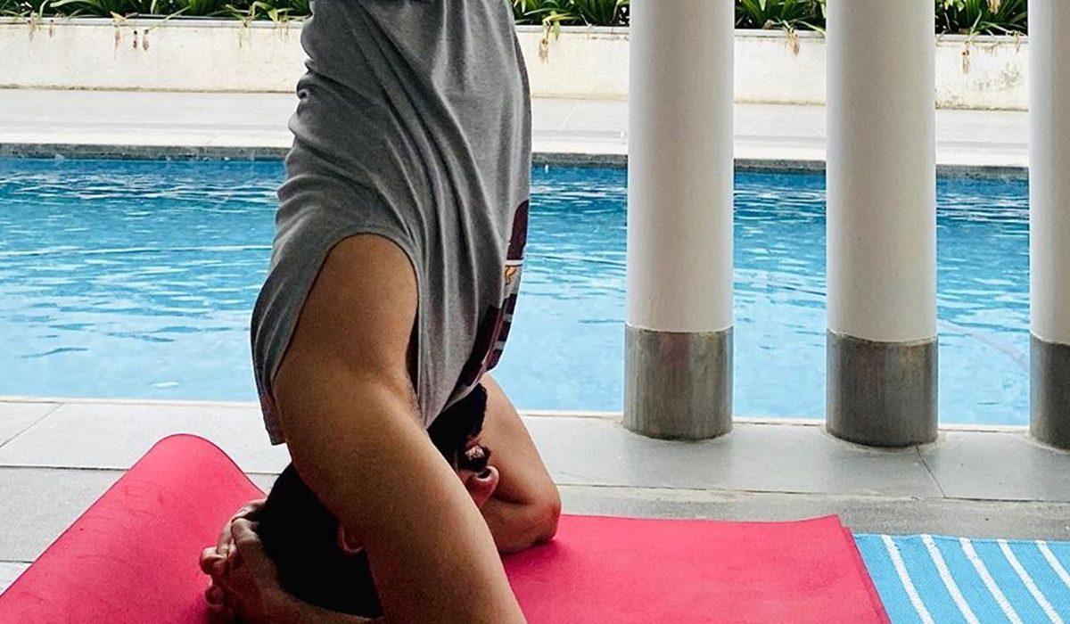 Akkineni Hero Managed Perfect Headstand