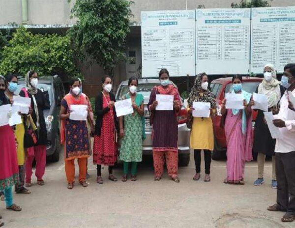 Protests-Rock-Telangana's-Biggest-Corona-Treatment-Facility