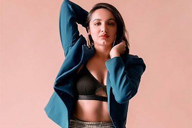 Telugu-Girl-Tejaswi-Madivada-Not-In--Mood-to-Backslide