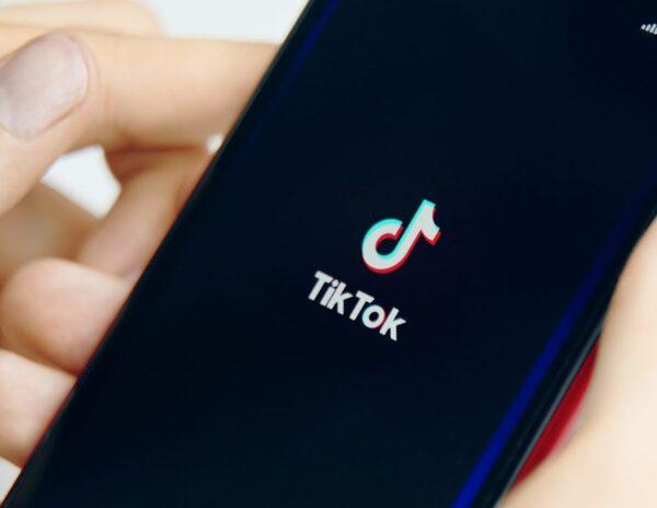 TikTok in Advanced Talks to Offload its Indian Operations