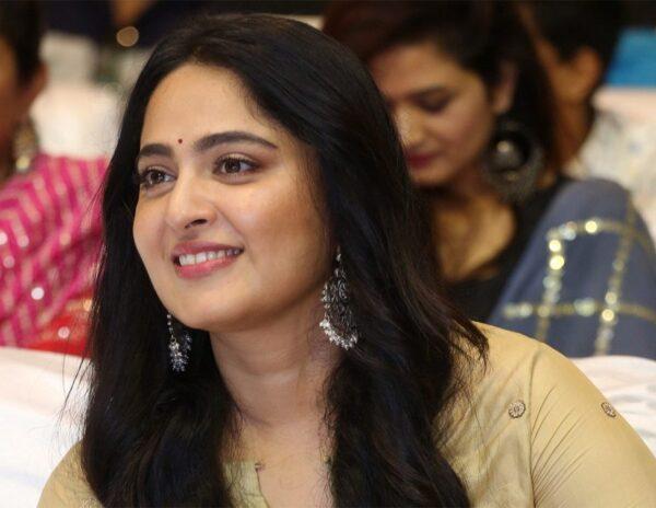 Anushka Shetty Extremely Nervous for Being out of Comfort Zone