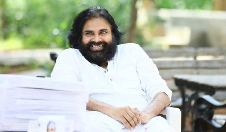 Pawan Kalyan still in birthday mood-