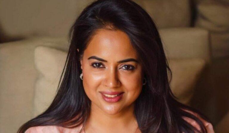 Producer Considered Sameera Reddy unFit to Give Role to Star Kid