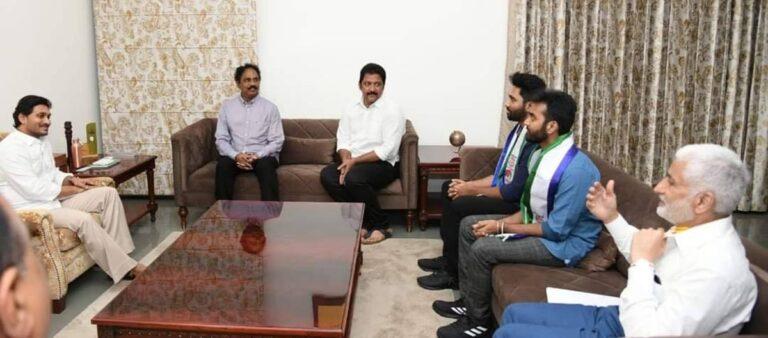 TDP MLA- Vasupalli Ganesh - Vijaya sai reddy - jagan -