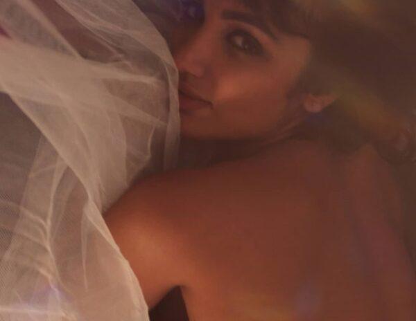 Tejaswi Madivada Unapologetically Herself in Bed, Comfortably 