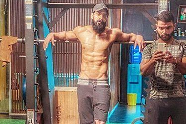 Young-Hero's-Archer-Body-Before-Prabhas'-'Adipurush'