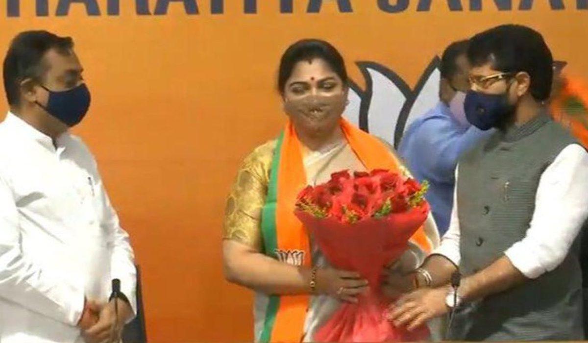 No Permanent Enemies In Politics, Actress Proves Again