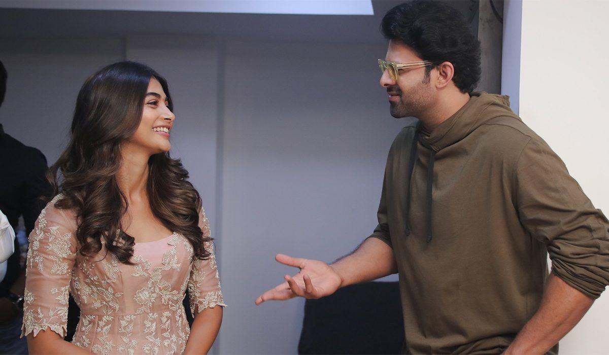 No Hug Policy for Prabhas and Pooja Hegde