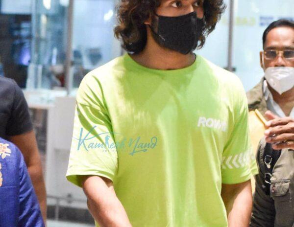 Vijay Deverakonda Back in Town from Happy Escape-