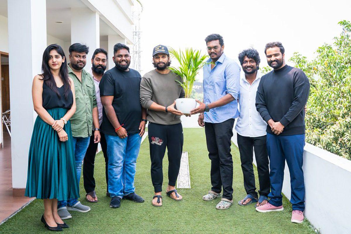 allu Arjun - Clour Photo Movie Team