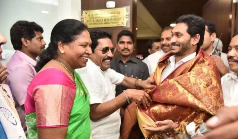 mlc pothula suneethays joining jagan ysrcp
