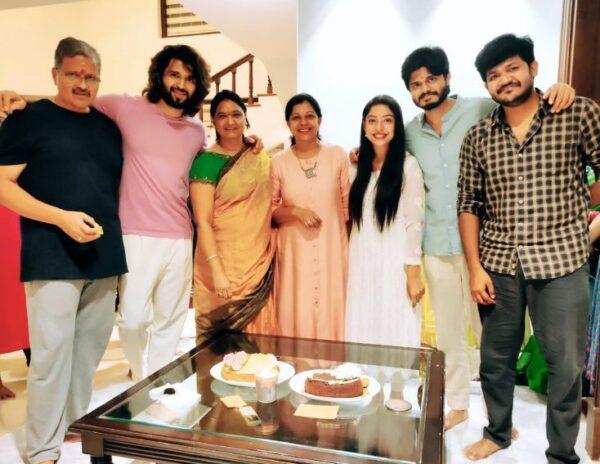 Bollamma Becomes Family for Deverakonda