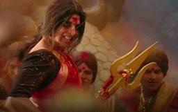 Cast-Laxmmi-Bomb-Movie-Review-Review