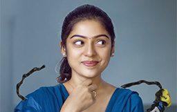 Middle Class Melodies Movie Review